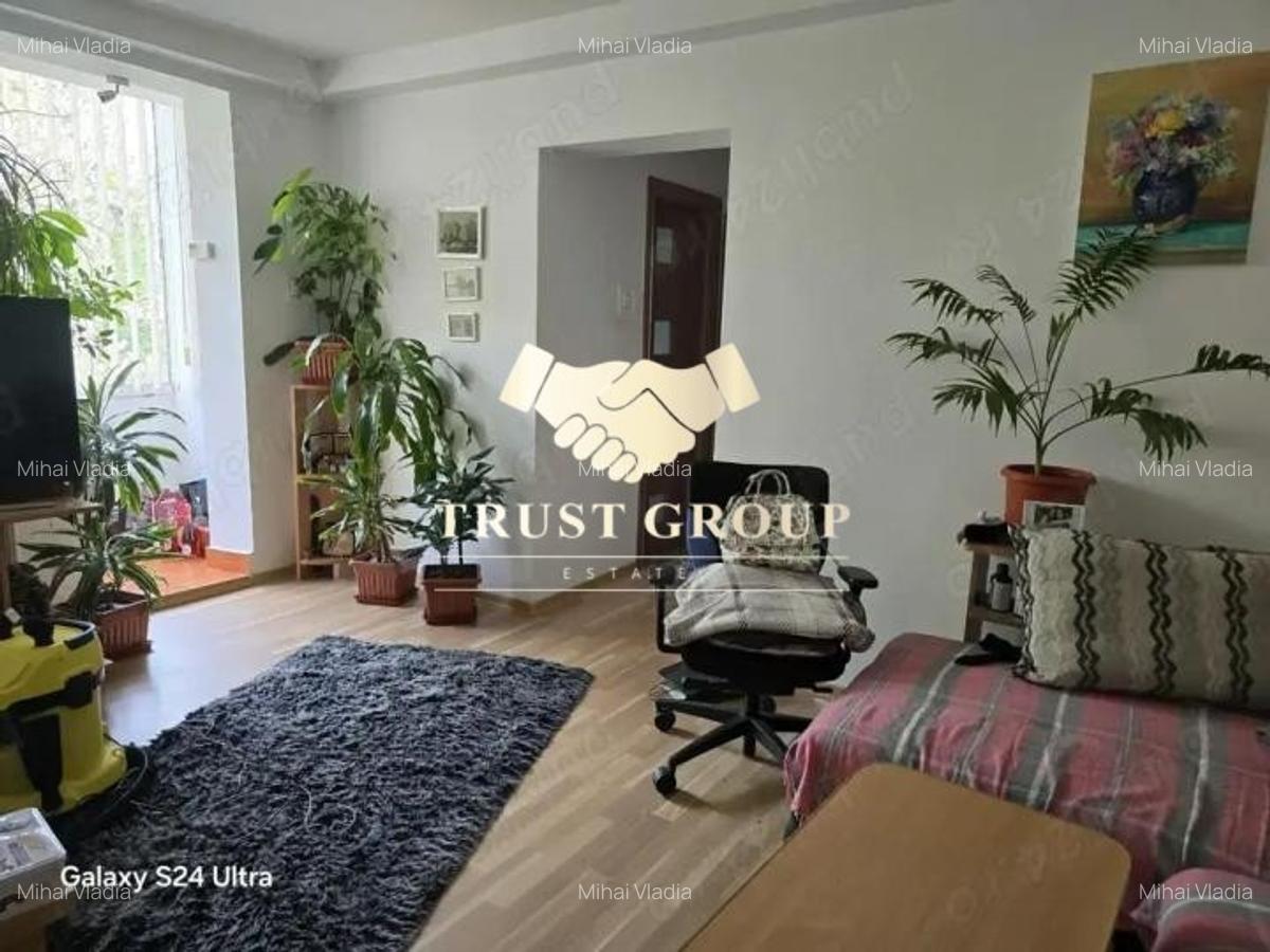 Apartament cu 3 camere semidecomandat în Drumul Taberei - 2