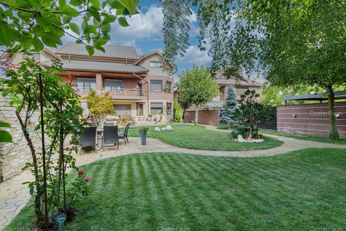 Casă premiată, finisaje premium, curte superbă – 700 mp teren - 1