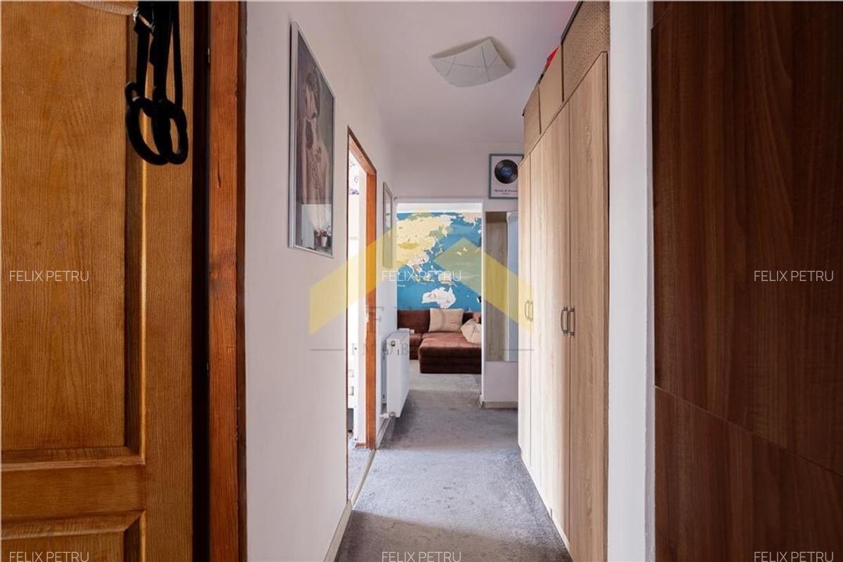 Apartament 3 camere de vanzare zona Micalaca - 10