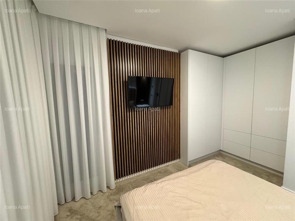 Apartament cu 3 camere decomandat în Central - 8