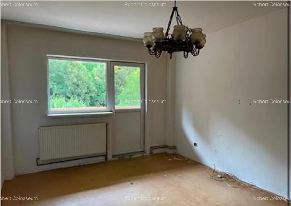 Apartament cu 4 camere, decomandat - zona Racadau - 7