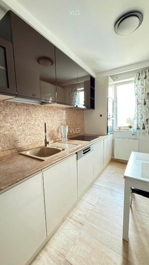 Apartament cu 3 camere decomandat în Sisești - 6