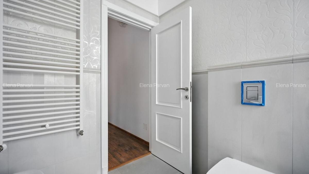 Apartament tip Penthouse 4 camere de inchiriat-Piata Romana - 6