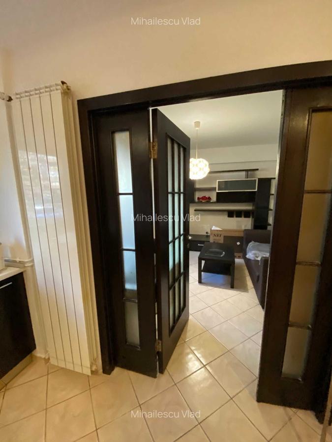 Apartament cu 2 camere decomandat în 13 Septembrie - 8