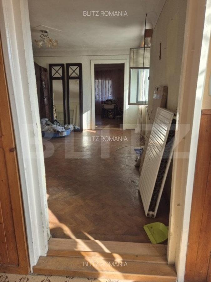 Casa cu 3 camere, zona 7 Noiembrie - 6