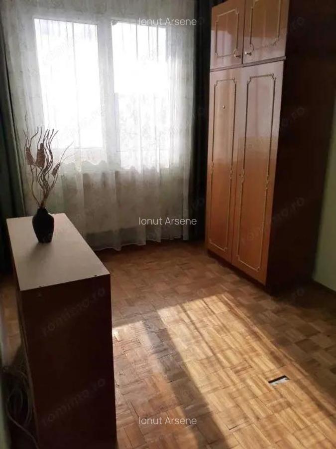 Centru, Str 9 Mai - Precista, Apartament cu 3 camere semidecomandat - 7