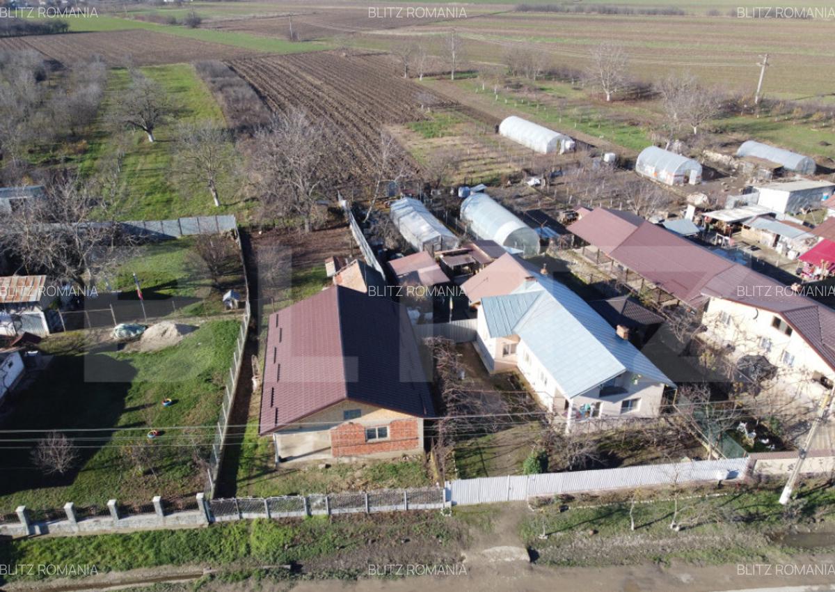 Casa spa?ioasa (120mp) la DN1A din caramida - 2