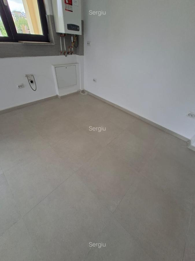BLOC NOU Ap 3 cam, Auchan, Family Market - 2
