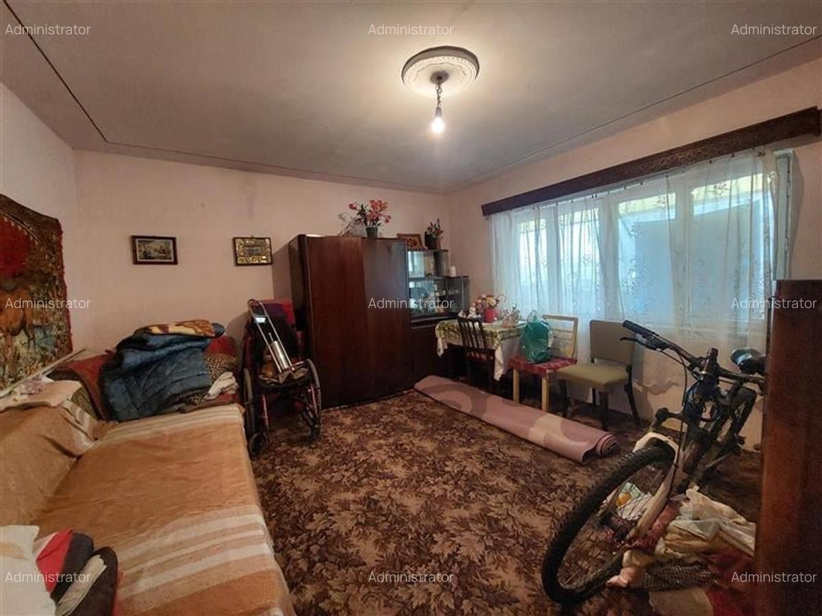 Apartament decomandat, parter, Podgoria - 1