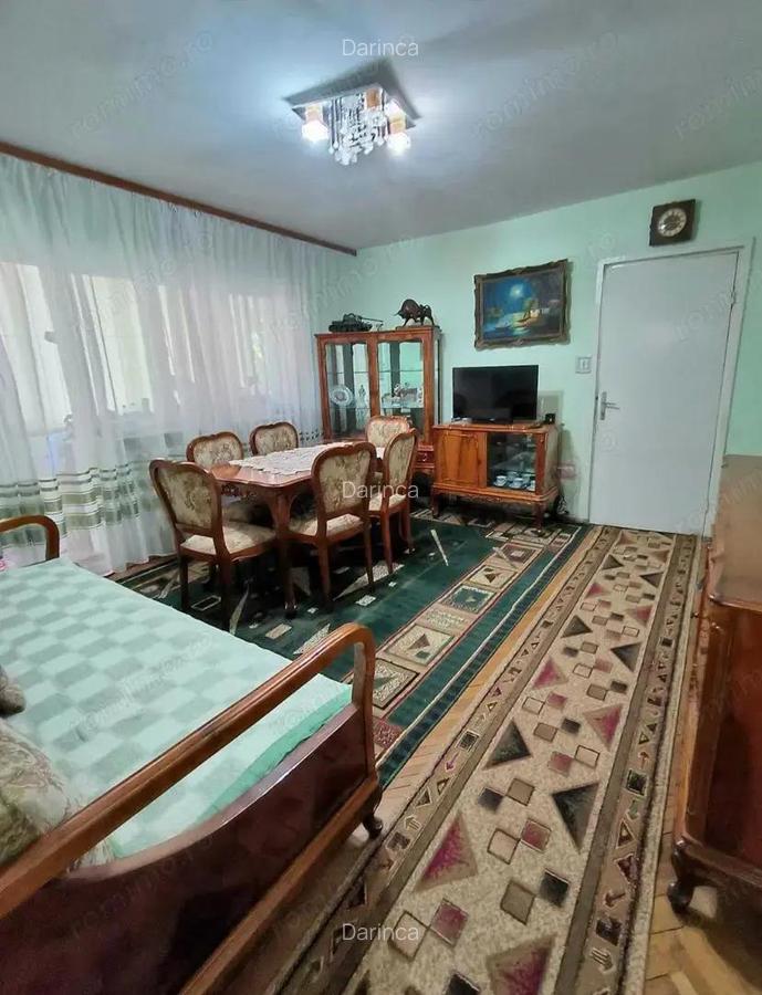 3 camere .. Spitalul Judetean .. etaj 2 .. 95.000 euro - 3