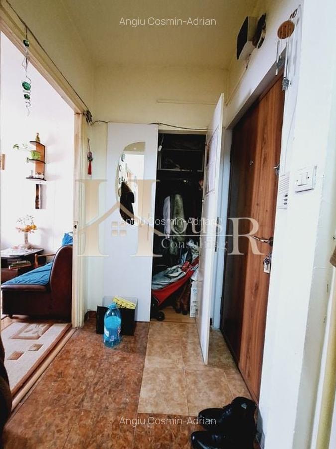 Apartament cu 3 camere semidecomandat în Circumvalațiunii - 11