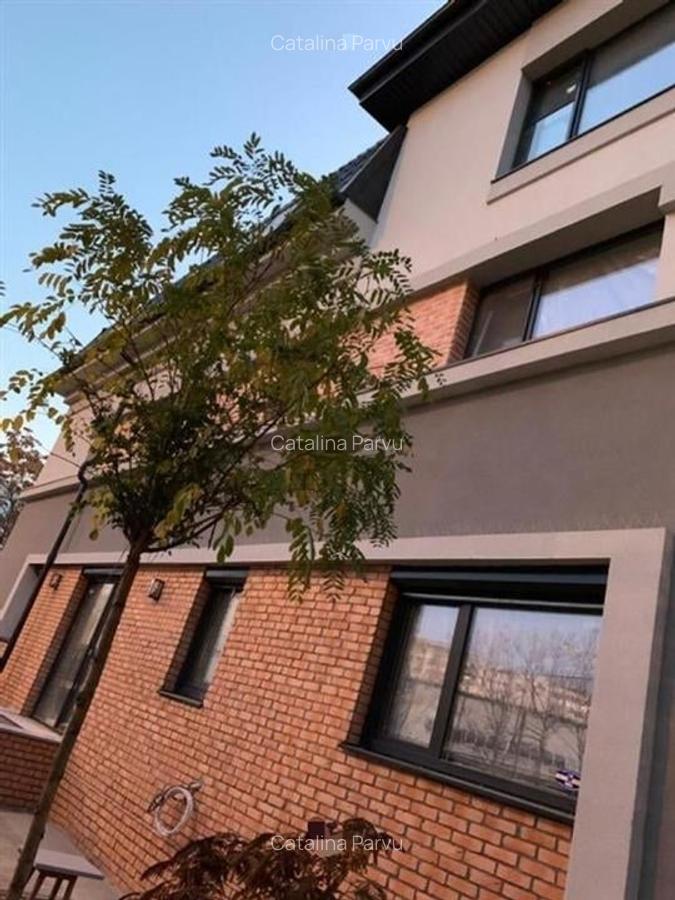 Apartament cu 4 camere decomandat în P-ța Alba Iulia - 4