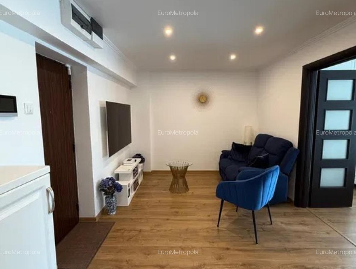 Vanzare apartament 3 camere Bd Unirii - 2