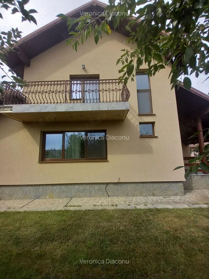 310 000 Euro Vila Breaza, S.c. desf. 272,75mp,S.utila 203 terase parter 32,97mp,S - 18
