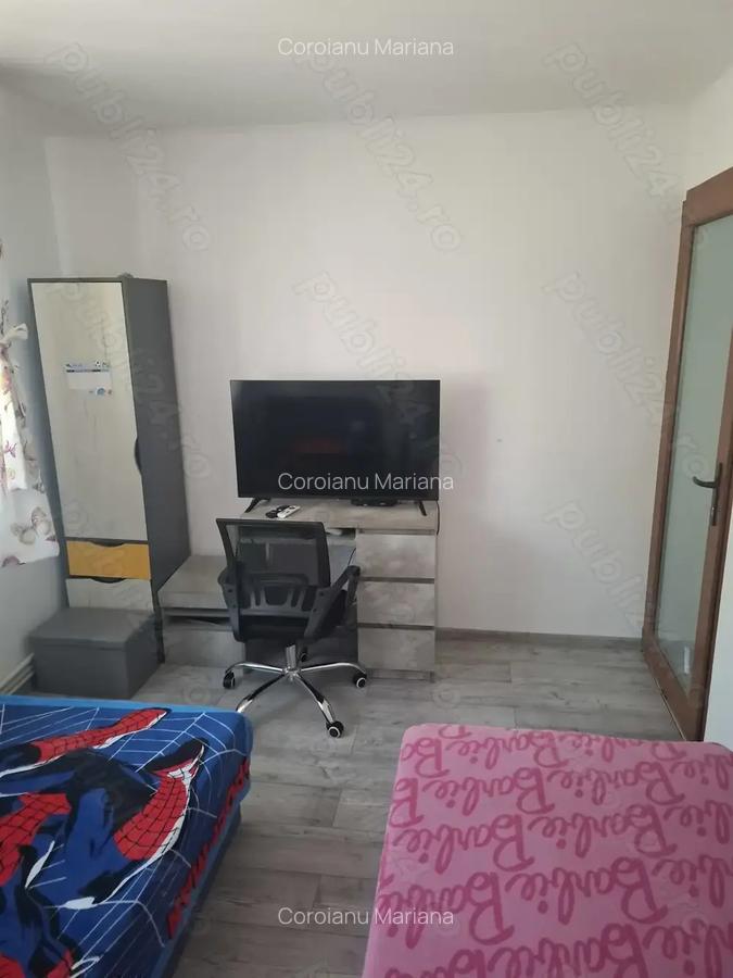 Apartament de vanzare - 4