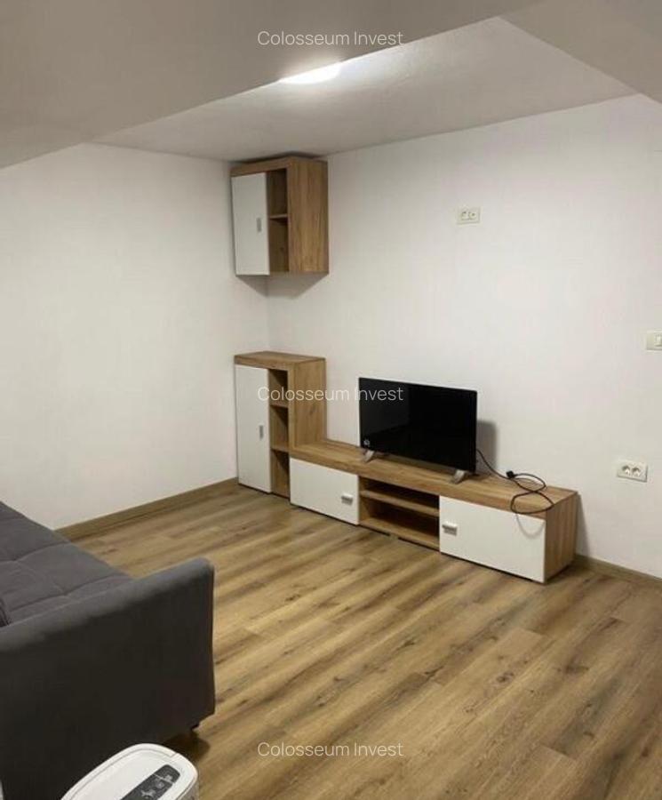 Apartament 2 camere, semidecomandat - zona Brasovul Vechi - 2