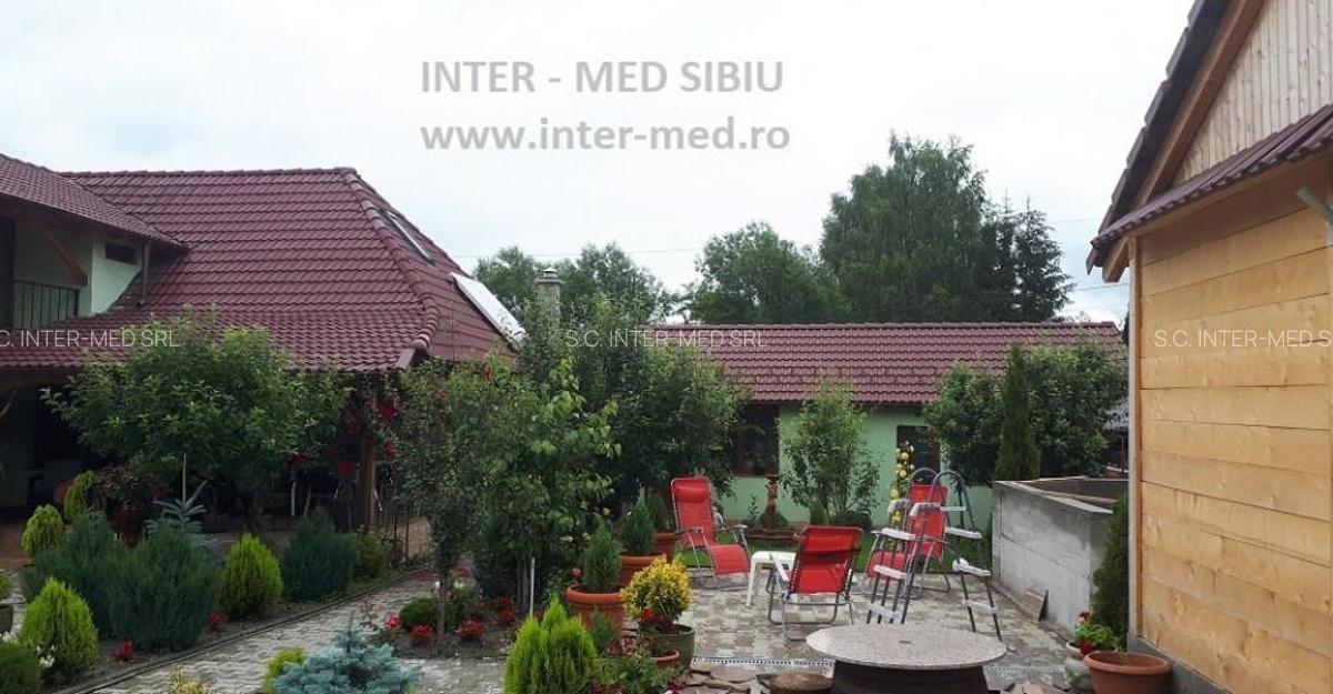 Apartament 3 camere la vila Tocile Sadu - 5