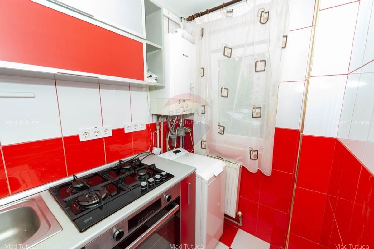 Apartament decomandat cu 2 camere de vanzare in zona Titan - Auchan - 12