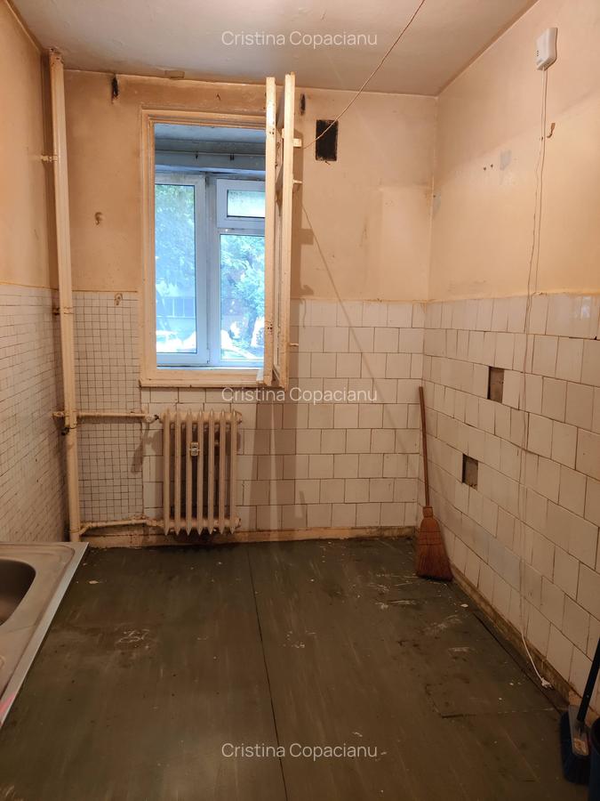 Bd Obregia - Aliorului, 2 camere bloc R, decomandate - 8