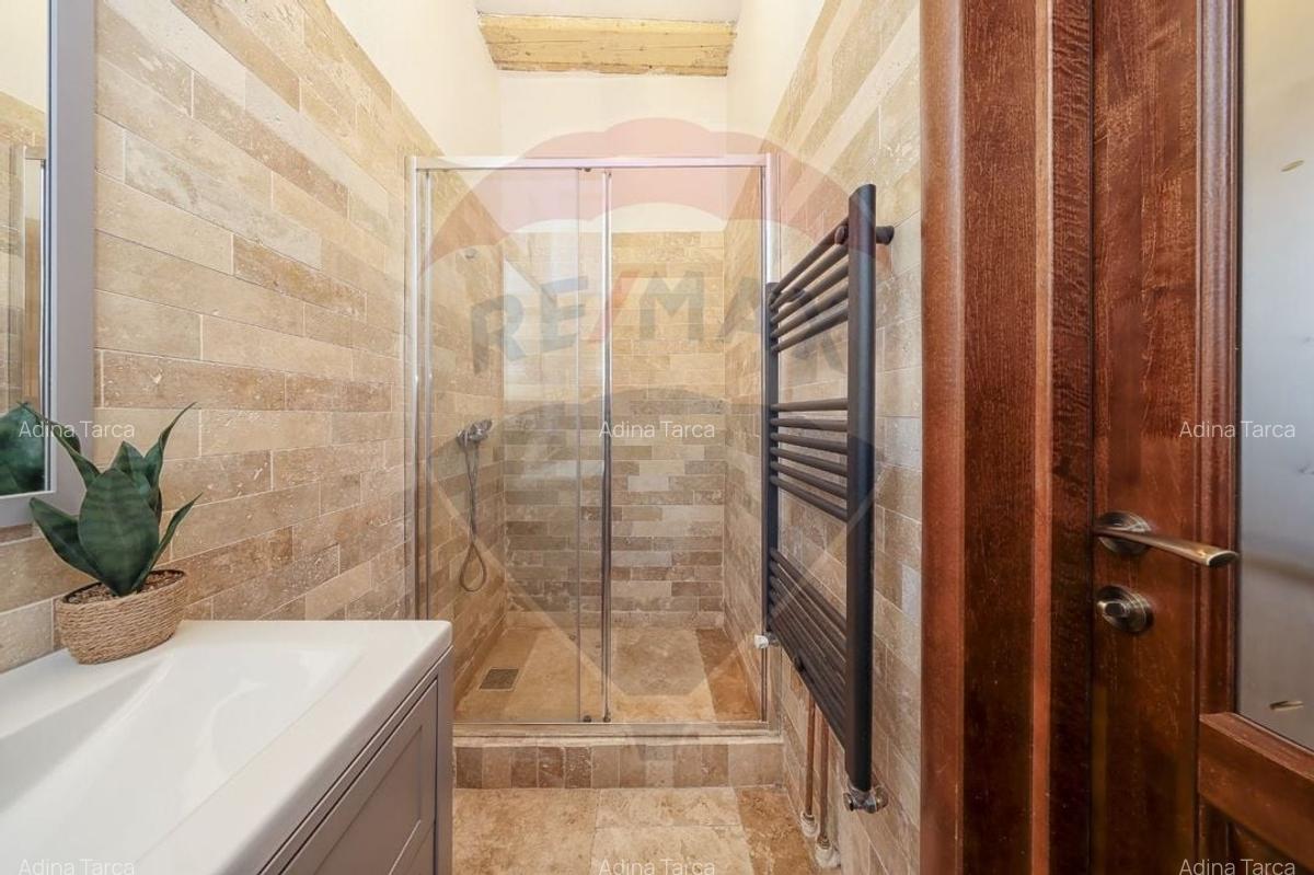 Casa cu 2 camere + curte 40 mp in zona Centrul Istoric - 9