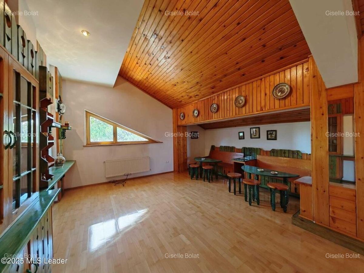 Vila Pipera - la pret de teren, 1500 mp teren, suprafata 937 mp - 19