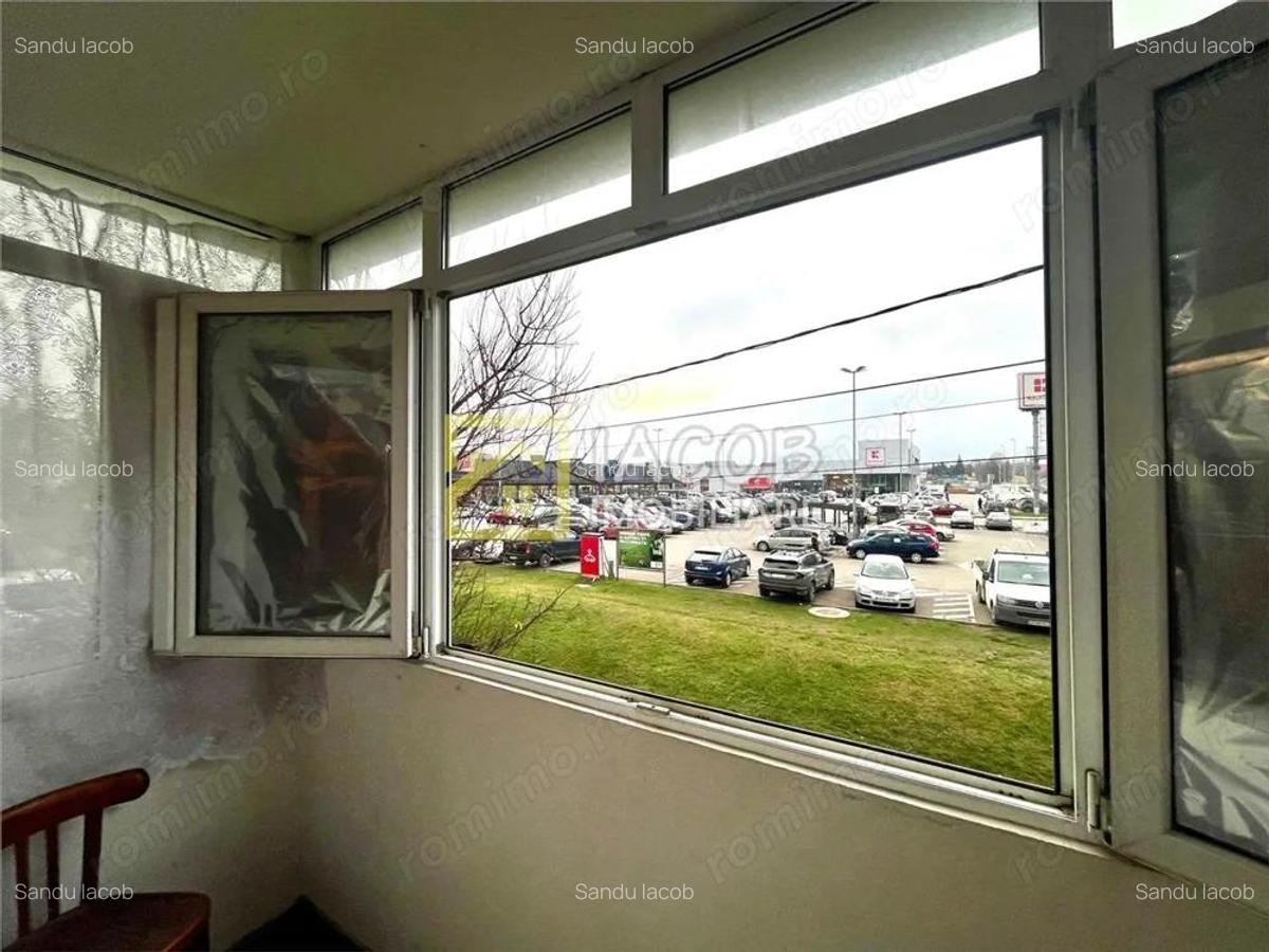 Apartament 3 camere decomandate, etaj 1, str. Narciselor 15, Bacau - 16