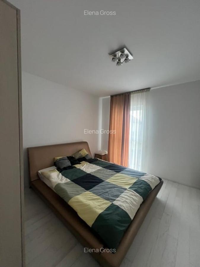 Casa mijloc triplex mobilată - 7