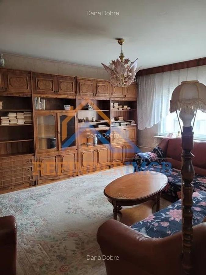 Apartament cu 3 camere decomandat în Sebastian - 1