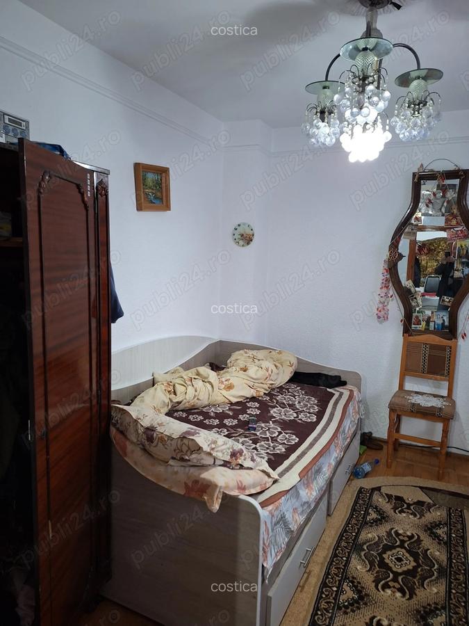 Vand vila in com Campineanca, la 600 m de Focsani. - 3