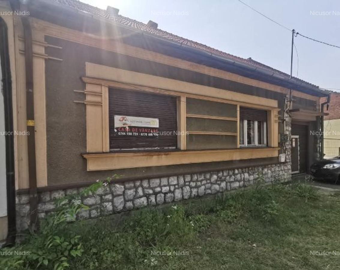 Casă de vânzare zona Horea - 2