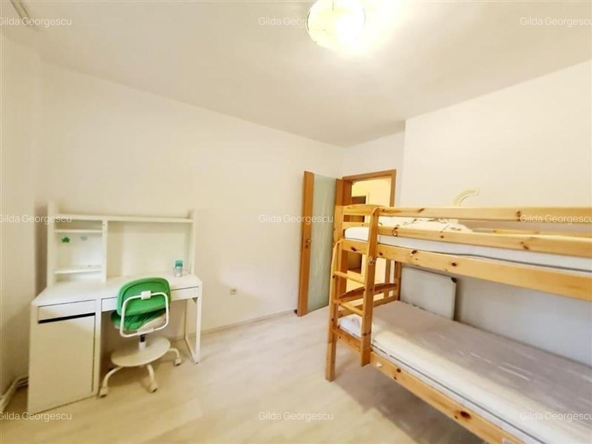 Apartament decomandat, suprafata generoasa, cu boxa si loc de parcare, Racadau - 13
