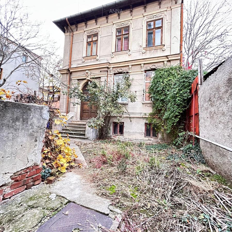 Foisorul de Foc - Colegiul Xenopol - Vila  singur curte ! - 1