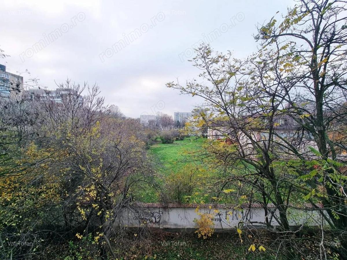 2 camere, decomandat, renovat premium, la 2 minute de Metrou TOTUL NOU - 8