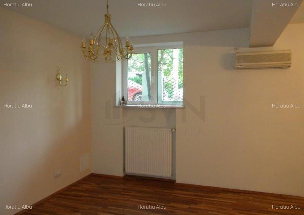 Apartament cu 4 camere Televiziune - 4