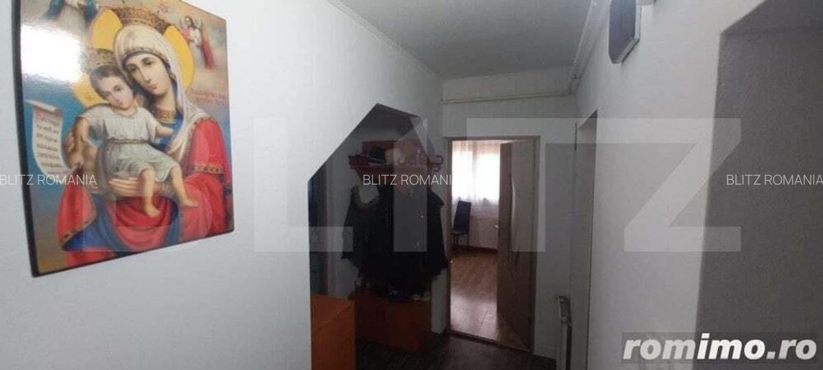 Apartament 2 camere, zona Decebal , cu scara interioara - 2