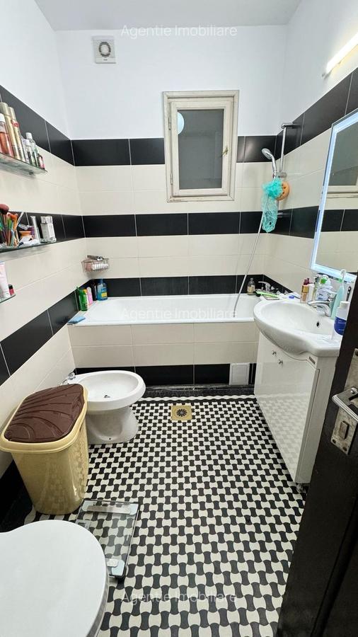 4 camere Magheru, interbelic, circular,2 balcoane, 2 băi geam, terasă, boxă, ASE - 9