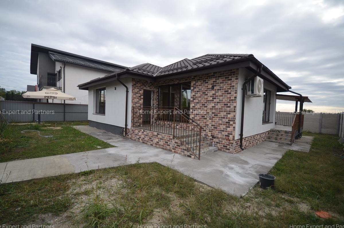Casa individuala - Comuna Berceni - teren 380 metri -  COMISION 0 - 1