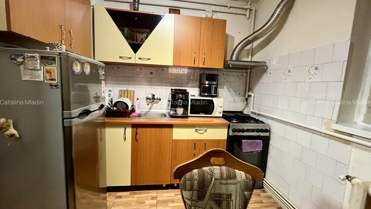 Apartament 2 camere decomandate cu living spatios-zona Manastur - 8