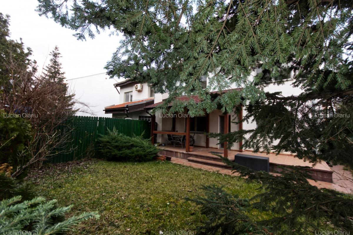 Vila de Inchiriat in Ansamblul Rezidential Pipera - 1