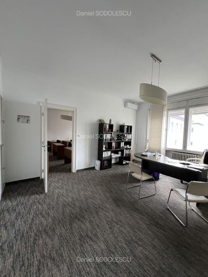 Apartament cu 3 camere decomandat în Central - 16