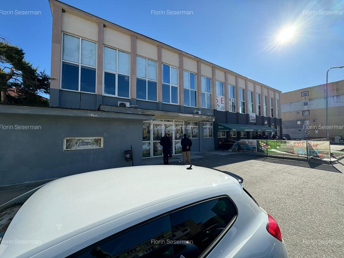 Mega spațiu comercial de vănzare/închiriere în Codlea - 4