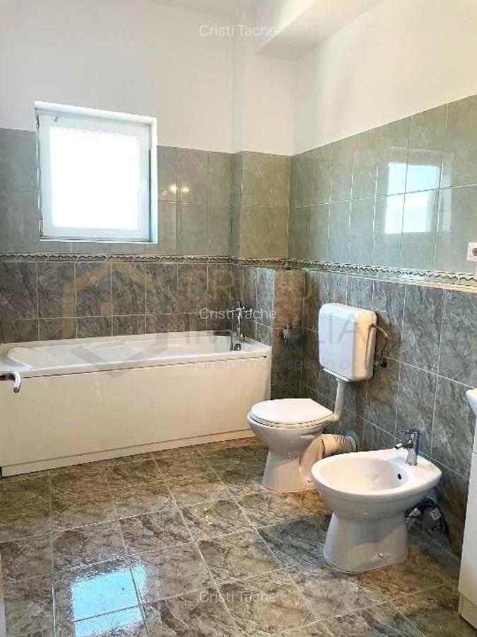 IOSEFIN - PENTHOUSE - LIFT - 4 cam - 2 bai - TERASA 40mp - centrala proprie - cl - 6