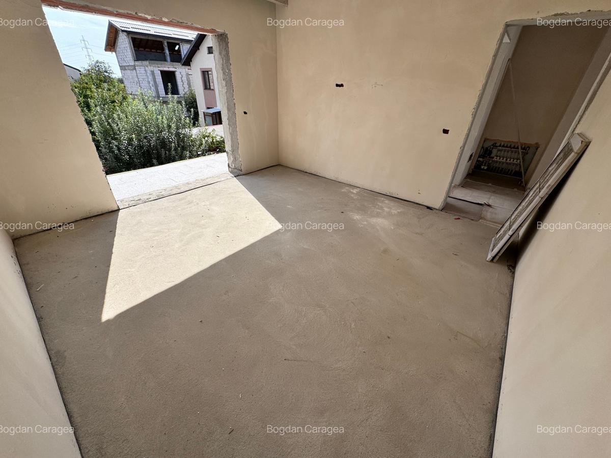 Casa individuala P+1+Pod. 5 cam. Util 160mp. Teren 390mp - 22