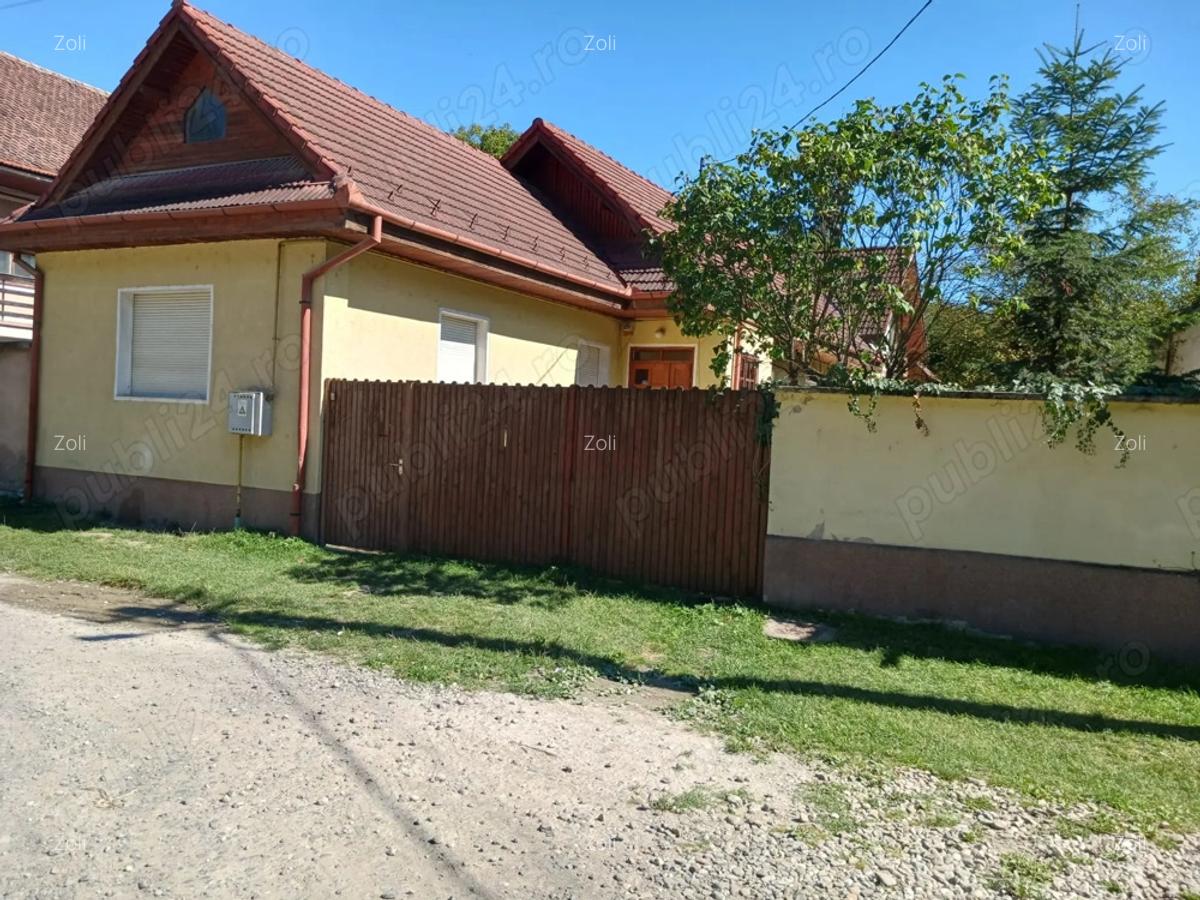 Casa frumoasa, ideala pentru 2 familii, zona linistita, localitatea Zizin, direct de la proprietar - 4