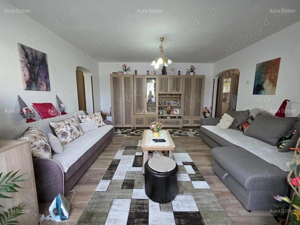 Apartament 3 camere complet renovat etaj 2 Deva, Str. Nicolae Balcescu (langa Panaur) - 1