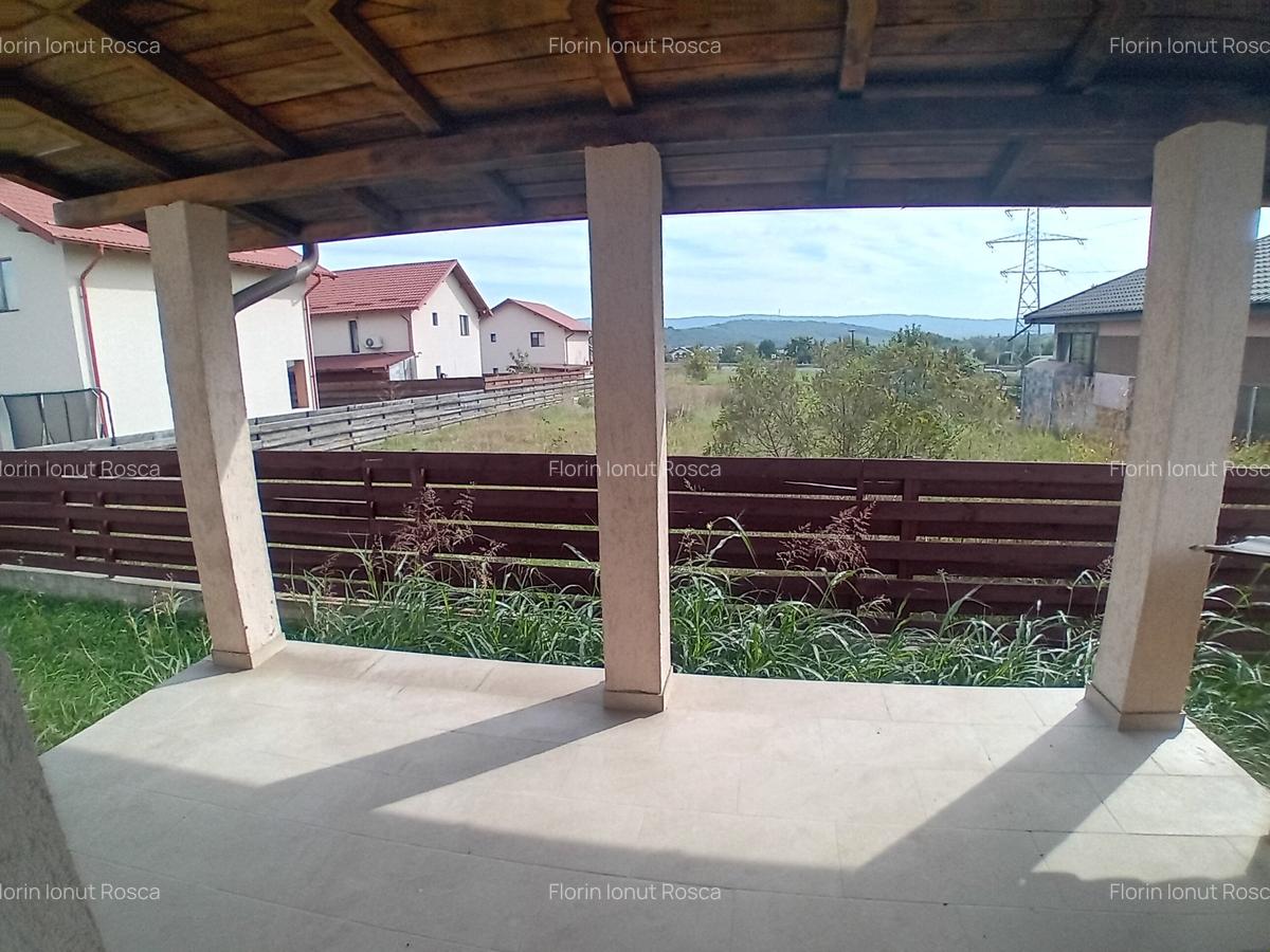 Casă cu 6 camere în Lunca Cetățuii - 2