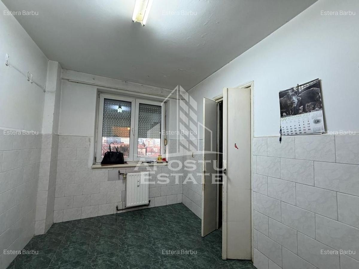 Apartament 3 camere, ultracentral, etaj intermediar - Preț avantajos! - 4