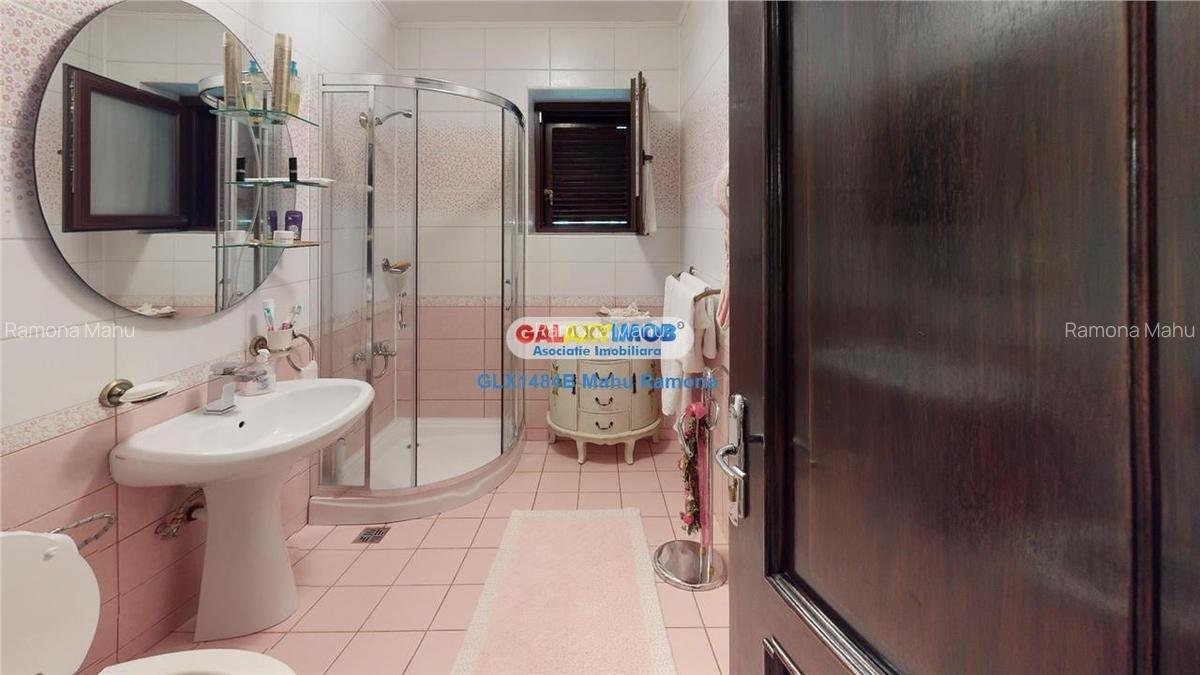 Vila superba, 9 dormitoare, pretabila pentru pensiune, Sinaia - 12