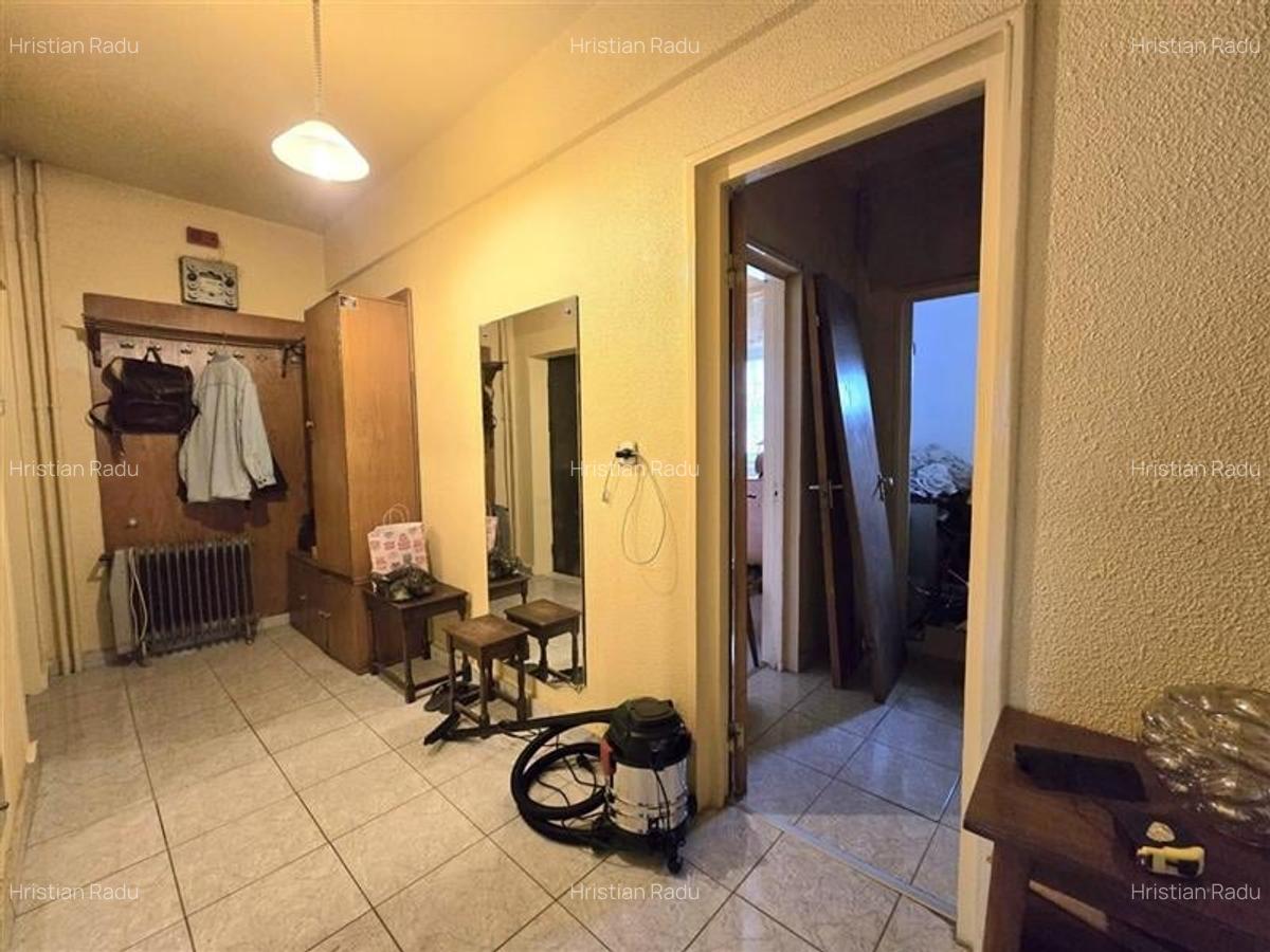 OCAZIE RARA! AP.4 CAM.DECOM.ET2/3 GARAJ SI BOXA SECTOR 1 PAJURA - 24