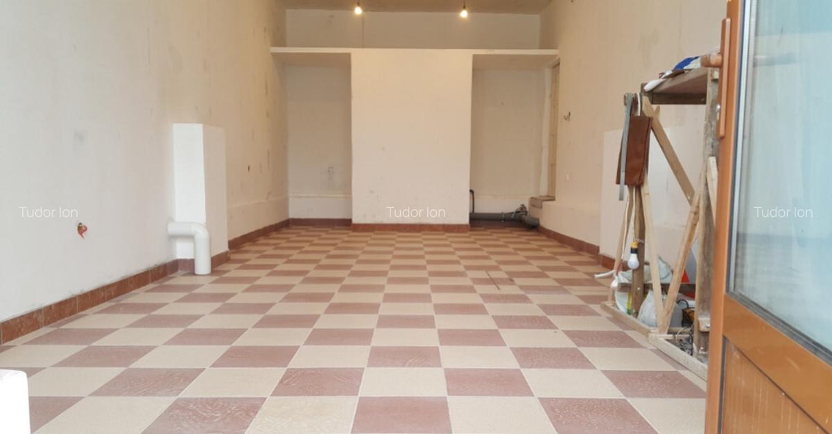 Spa?iu Comercial 50 mp, Vad Stradal, la 100 m de Spital Judetean - 2